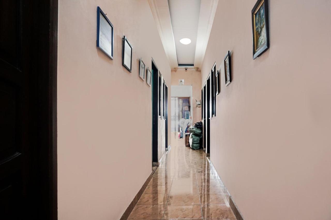 Oyo 91754 Wisma Tiqita Syariah Jakarta Ngoại thất bức ảnh
