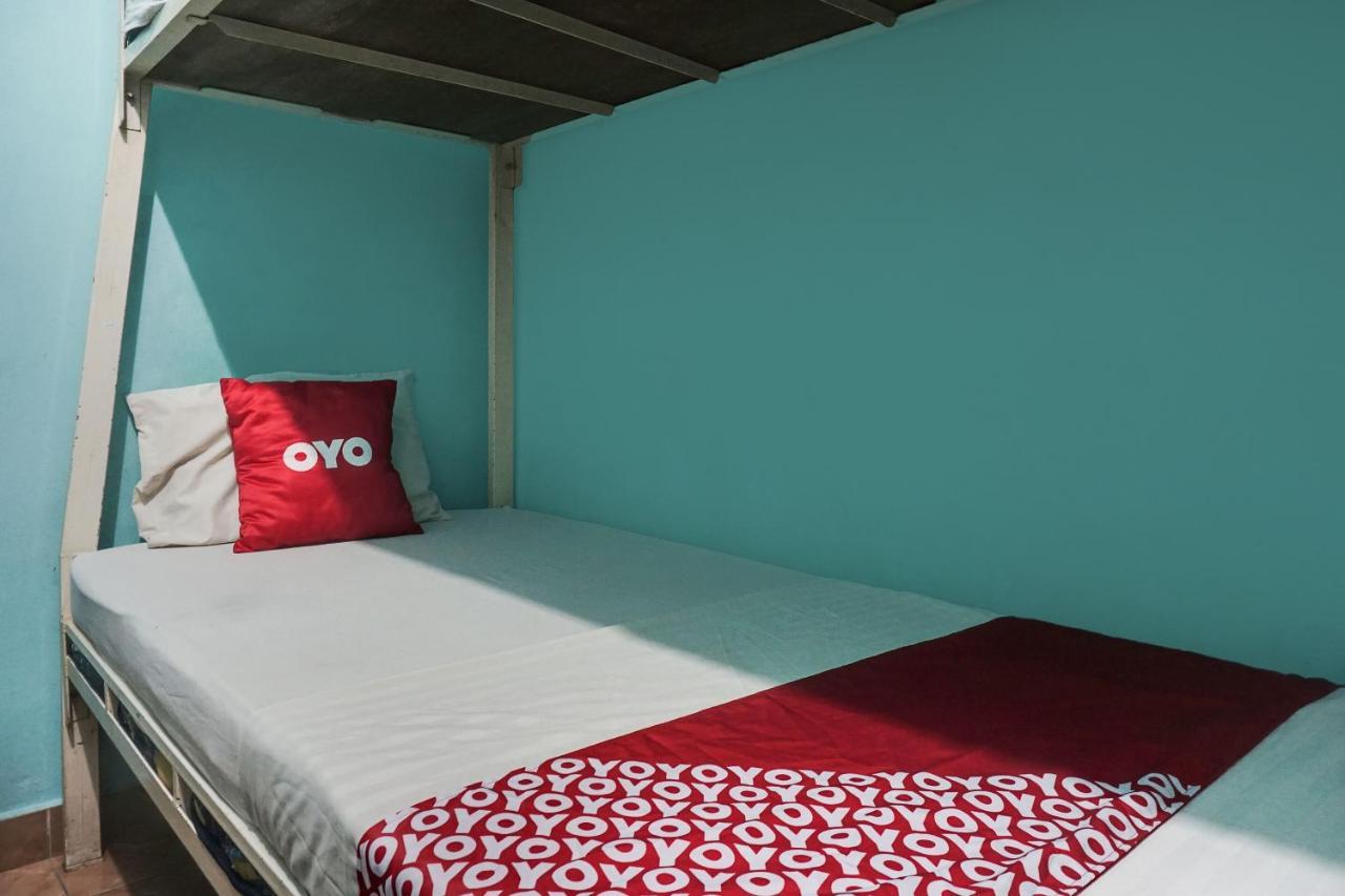 Oyo 91754 Wisma Tiqita Syariah Jakarta Ngoại thất bức ảnh